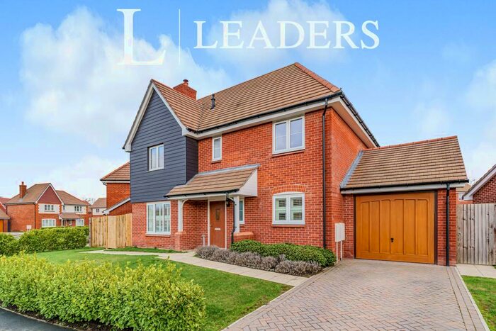 4 Bedroom Detached House To Rent In Longhurst Avenue, Cranleigh, GU6