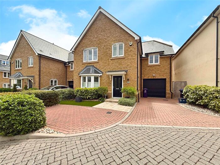 4 Bedroom Detached House For Sale In Talbot Street, Hitchin, Hertfordshire, SG5