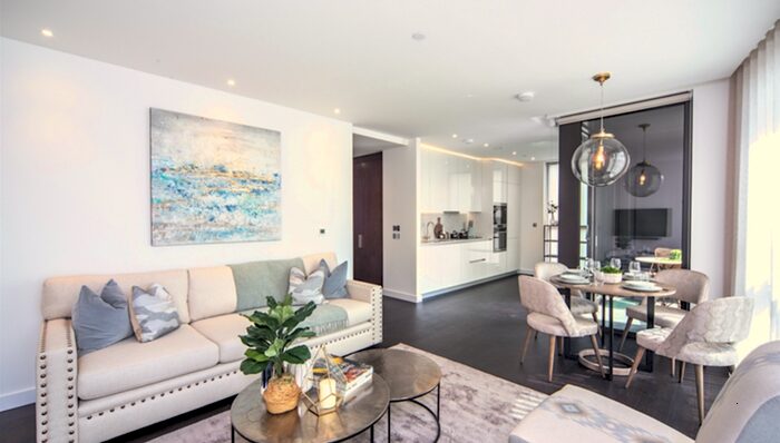 2 Bedroom Flat To Rent In Thornes House, London, SW11