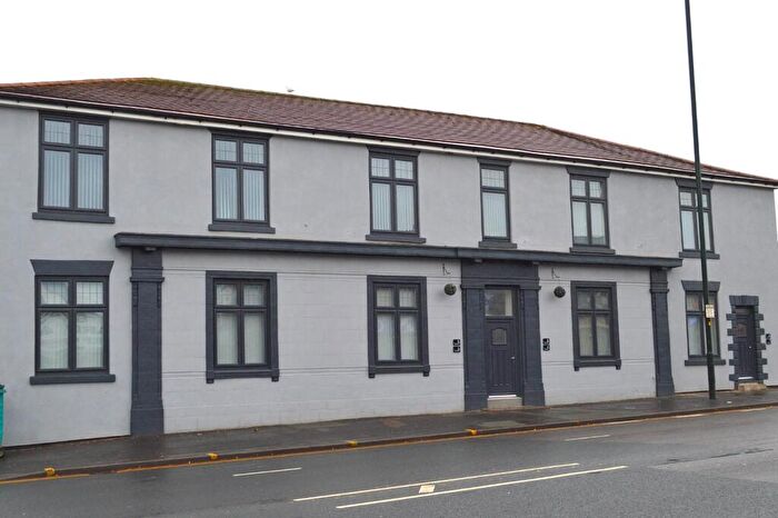 1 Bedroom House To Rent In Oldham Road, Failsworth, M35