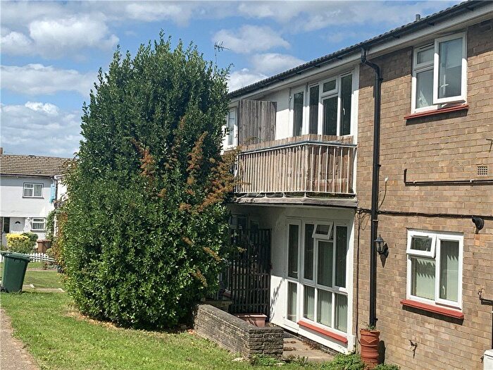 1 Bedroom Flat For Sale In St. Leonards Road, Epsom, KT18