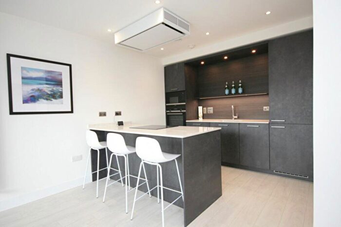 2 Bedroom Flat To Rent In Shoemaker`s Square, Old Town, Edinburgh, EH8