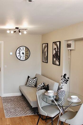 1 Bedroom Flat To Rent In Reading, RG2