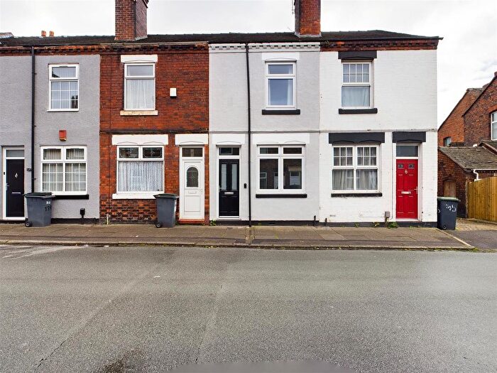 3 Bedroom Terraced House To Rent In Masterson Street, Fenton, Stoke On Trent, ST4