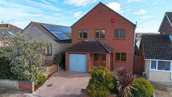 3 Bedroom Detached House For Sale In Blinco Road, Lowestoft, NR32