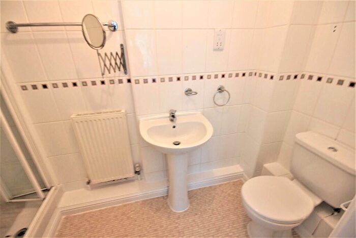 2 Bedroom Apartment To Rent In Exchange Walk, Pinner, HA5