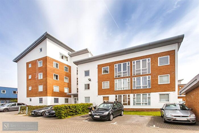 2 Bedroom Apartment To Rent In Fishguard Way, E16