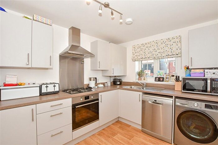 2 Bedroom Semi-Detached House For Sale In Joy Drive, Tonbridge, Kent, TN12
