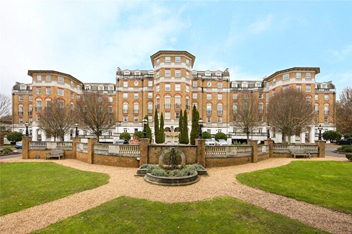 1 Bedroom Flat For Sale In Chapman Square, Wimbledon, London, SW19