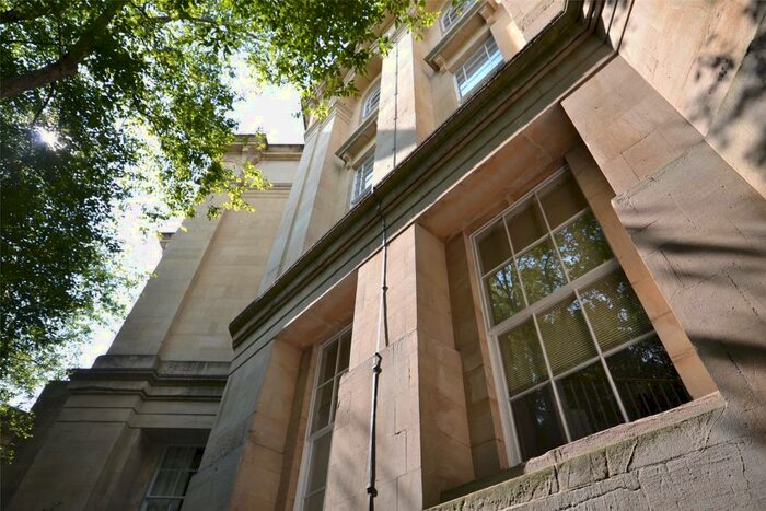 2 Bedroom Property To Rent In Guinea Lane, Bath, BA1