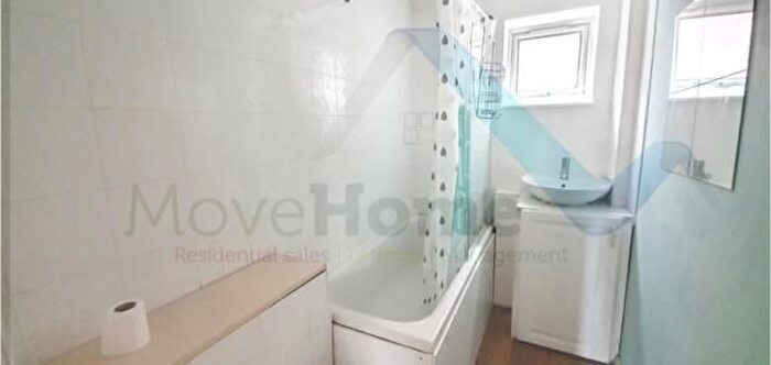 1 Bedroom Flat To Rent In Cowdenbeath Path, Kings Cross, N1