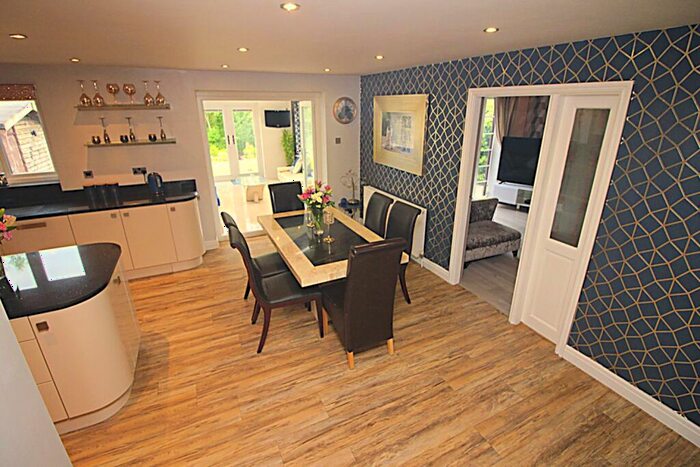 5 Bedroom Detached House For Sale In Foxwell Close, Haslingden, Rossendale, BB4