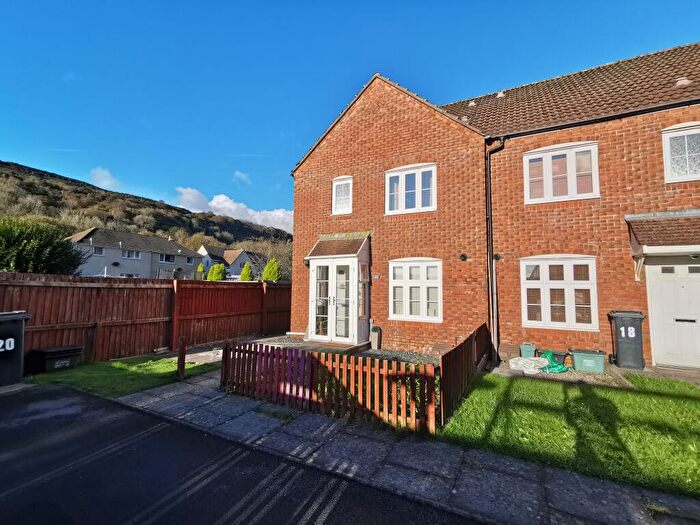 3 Bedroom House To Rent In Llys Rhaeadr, Godrergraig, SA9