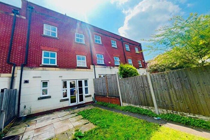 3 Bedroom Property To Rent In Trunkfield Meadow, Lichfield, WS13