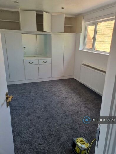 3 Bedroom Terraced House To Rent In Ripon Road, Stevenage, SG1