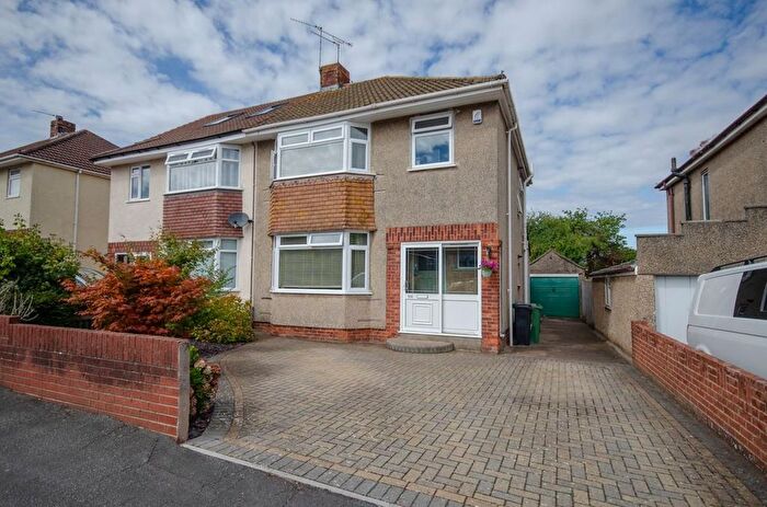 3 Bedroom Semi-Detached House For Sale In Quakers Road, Downend, Bristol, BS16