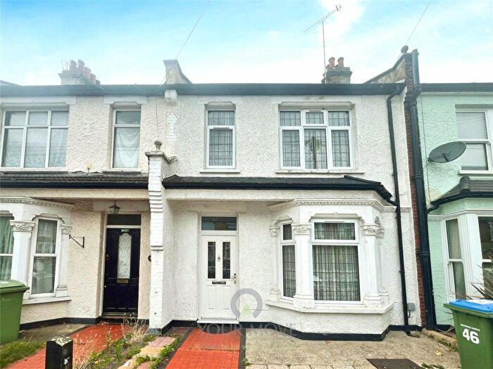 3 Bedroom Terraced House To Rent In Howarth Road, London, SE2