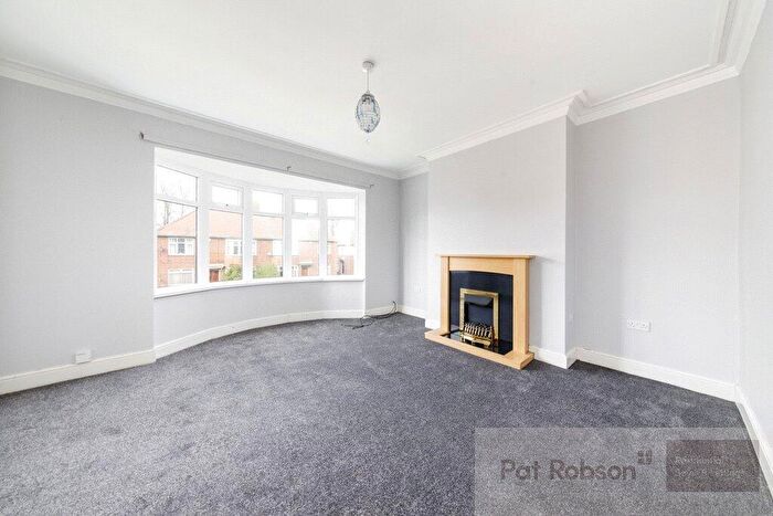 2 Bedroom Apartment To Rent In Hartford Road, Gosforth, Newcastle Upon Tyne, NE3