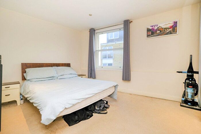 1 Bedroom Flat To Rent In Wakeham Street, Isington, London, N1