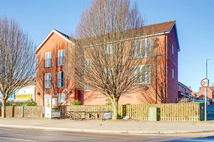 2 Bedroom Flat To Rent In Campbell Close, Broxtowe, Nottingham, NG8