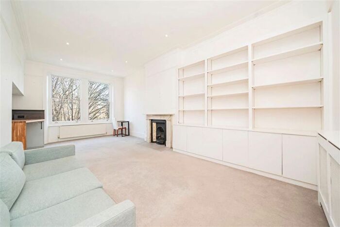 2 Bedroom Flat To Rent In Sinclair Road, London, W14