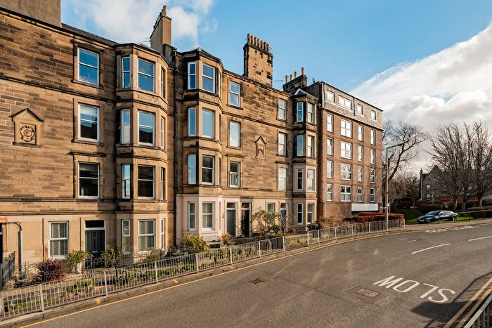 2 Bedroom Flat For Sale In / Ashley Terrace, Edinburgh, EH11