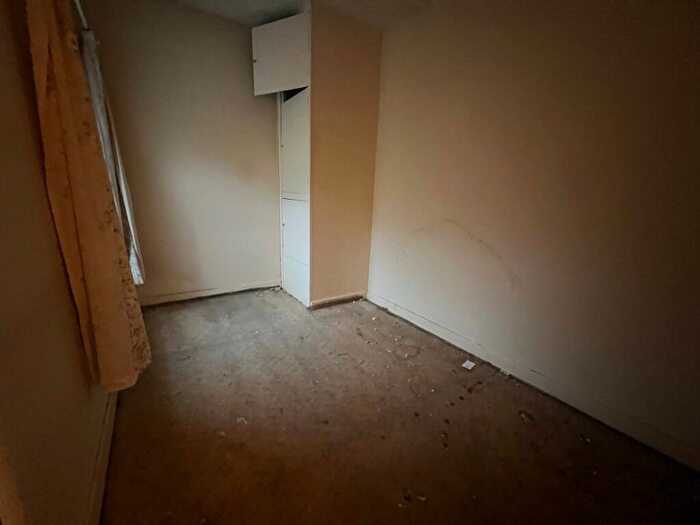 4 Bedroom Detached House For Sale In Brook Street Blaenrhondda - Treorchy, CF42