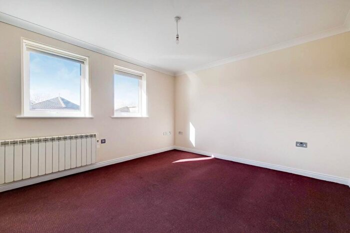 1 Bedroom Flat To Rent In Monarch Drive, Beckton, London, E16