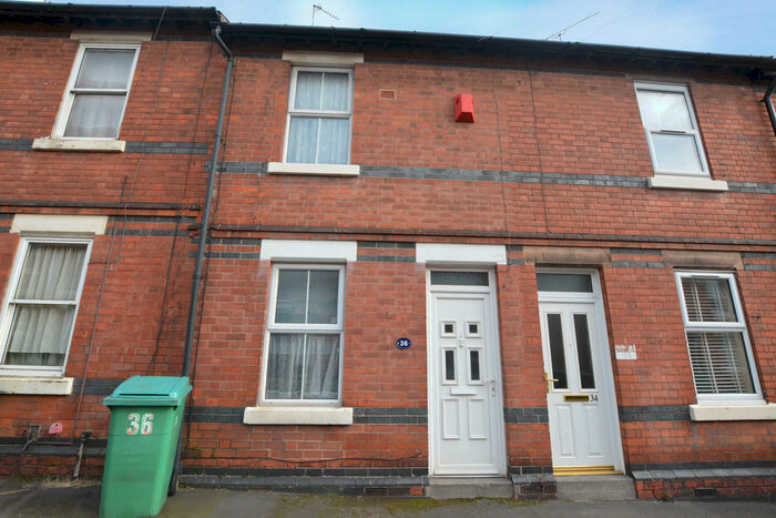 3 Bedroom Terraced House To Rent In Chandos Street, NG3