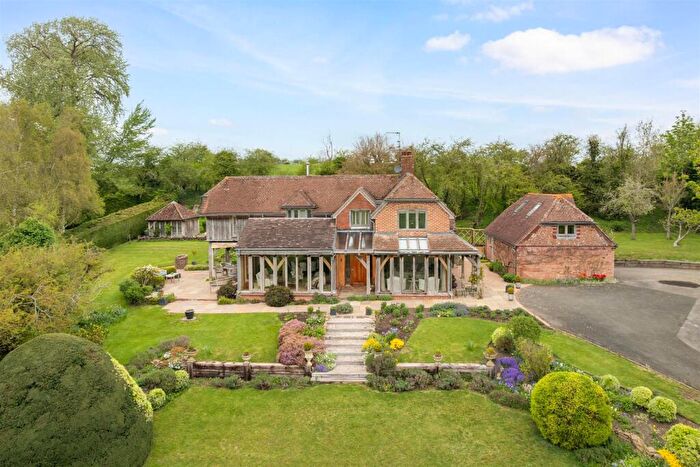 4 Bedroom Country House For Sale In New Road, Alderminster, Stratford-Upon-Avon, CV37