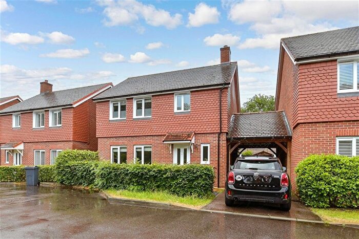 3 Bedroom Detached House For Sale In Limes Place, Upper Harbledown, Canterbury, Kent, CT2