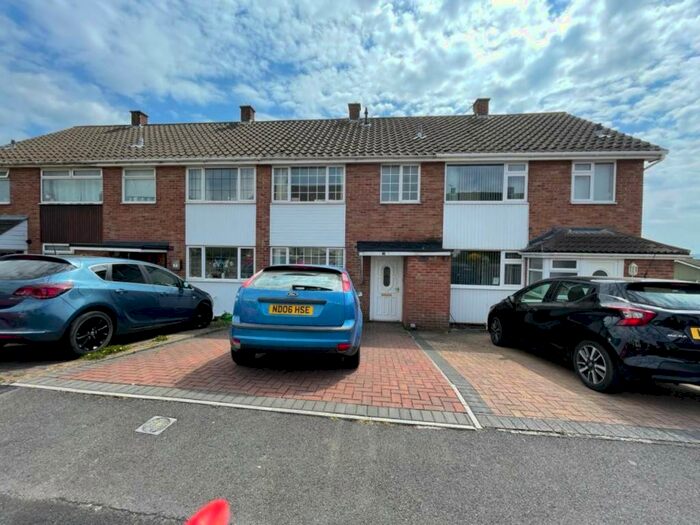 3 Bedroom House To Rent In Wayside, Worle, Weston-super-Mare, BS22