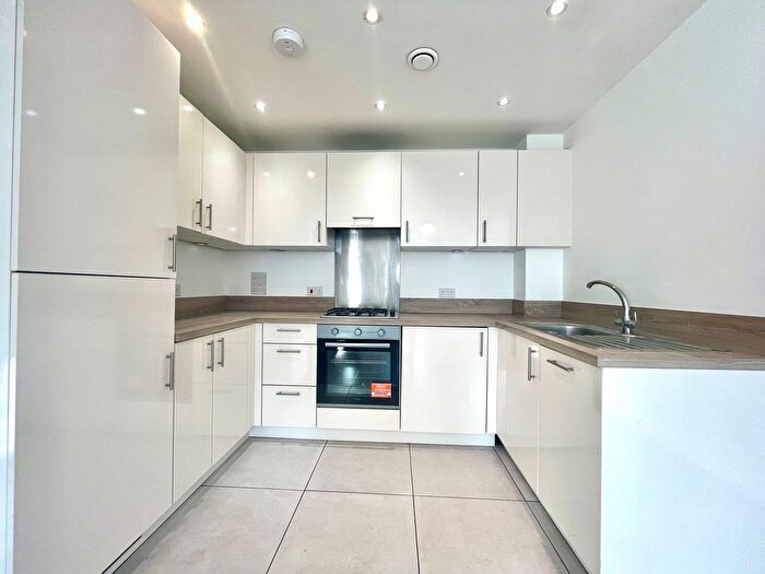 2 Bedroom Flat To Rent In Jefferson Place, Bromley, BR2