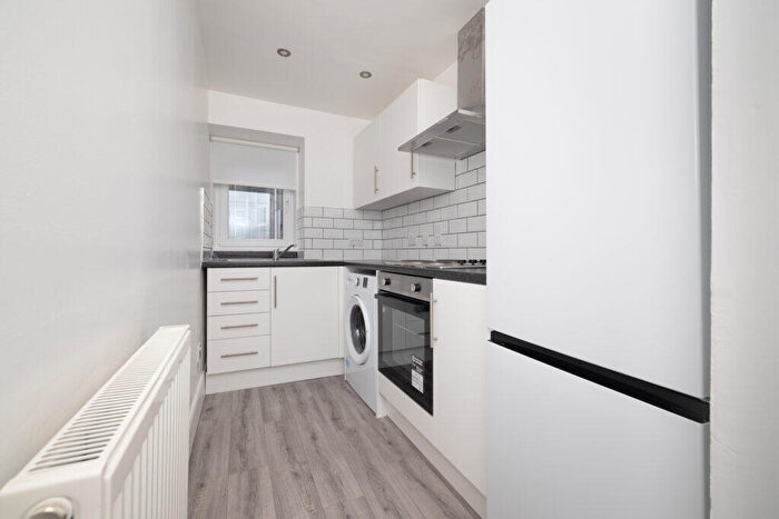 1 Bedroom Property To Rent In Clepington Road, Dundee, DD3