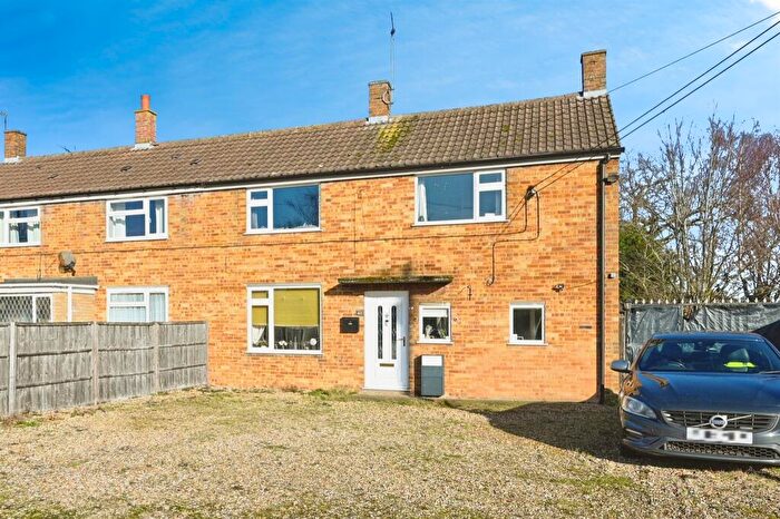 3 Bedroom Semi-Detached House For Sale In Churchfield Road, Outwell, Wisbech, PE14