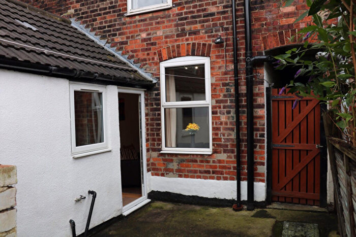 3 Bedroom House To Rent In Ripon Street, Lincoln, LN5