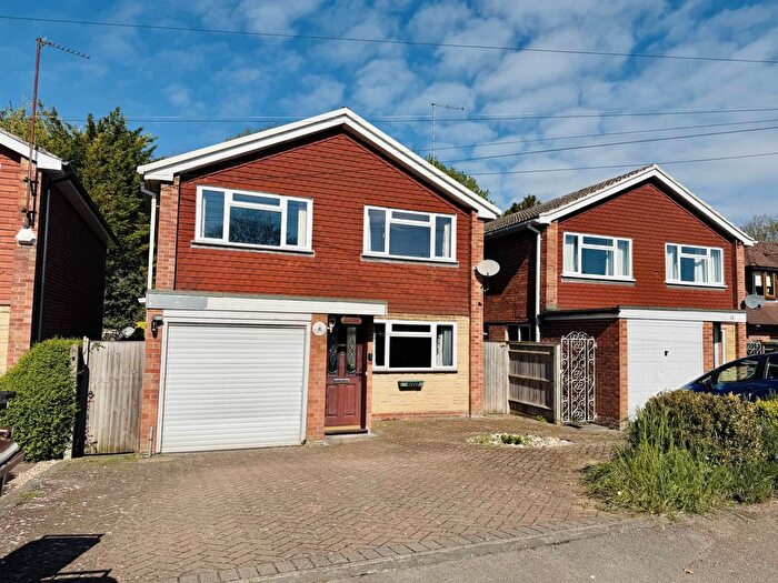 4 Bedroom Detached House For Sale In West End, Cholsey, OX10