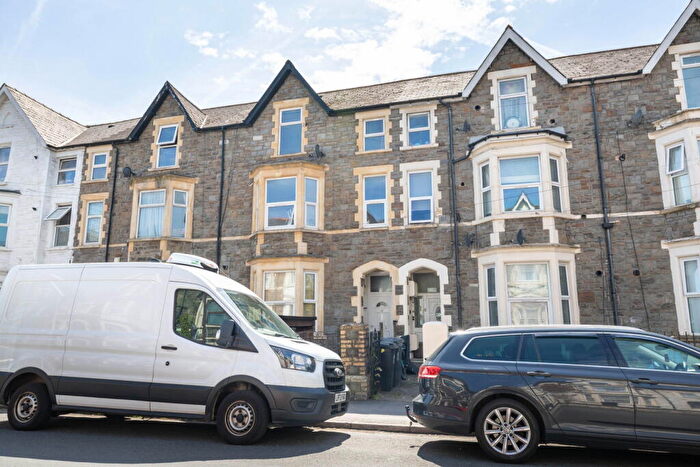 1 Bedroom Flat For Sale In Piercefield Place, Adamsdown, Cardiff, CF24