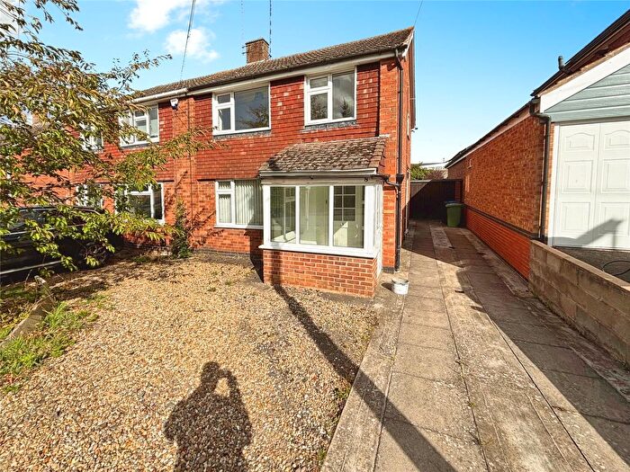 3 Bedroom Semi-Detached House To Rent In Ashby Rise, Great Glen, Leicester, Leicestershire, LE8