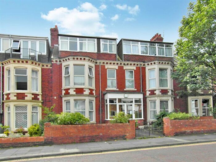 3 Bedroom Apartment To Rent In Elizabeth House, Marine Avenue, Whitley Bay, NE26