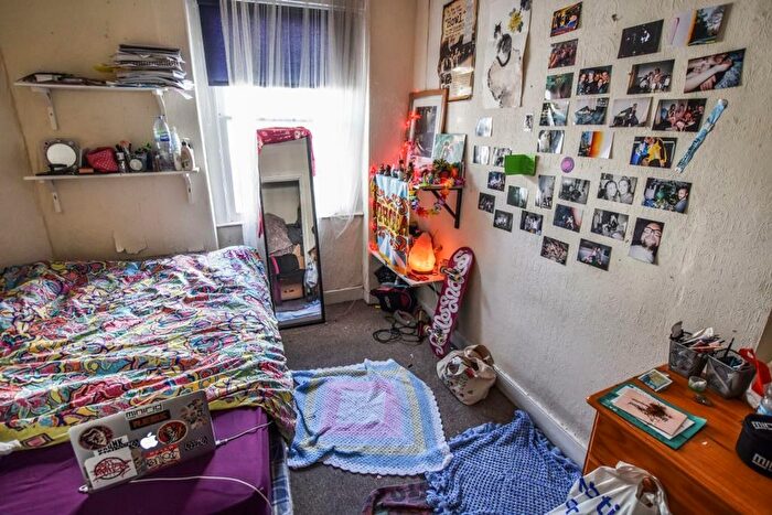 6 Bedroom Semi-Detached House To Rent In John Street, Bristol, BS1