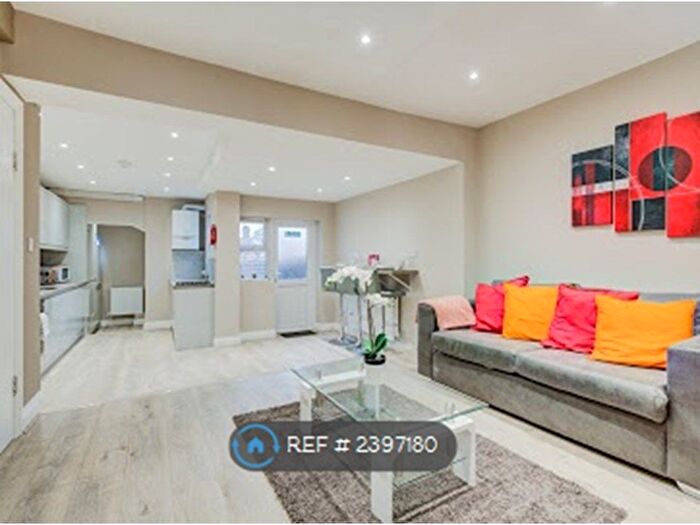 6 Bedroom Terraced House To Rent In Ranelagh Road, Ipswich, IP2