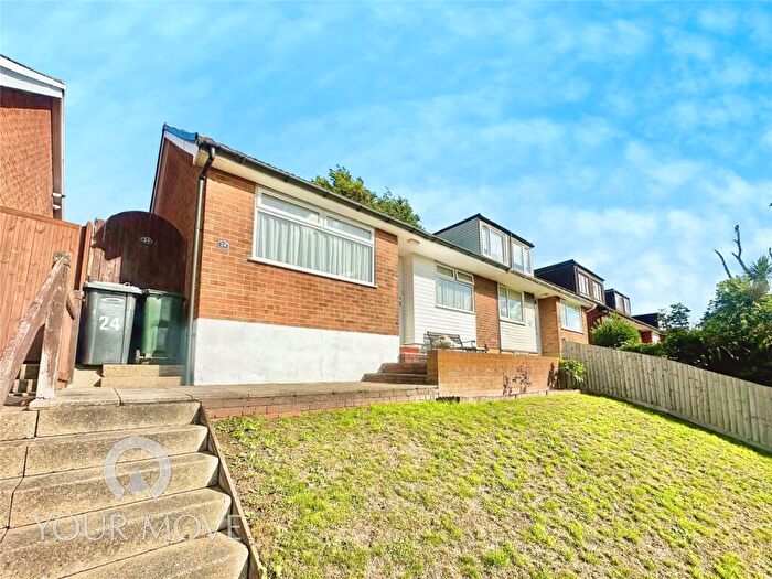 3 Bedroom Bungalow For Sale In Valley View, Greenhithe, Kent, DA9