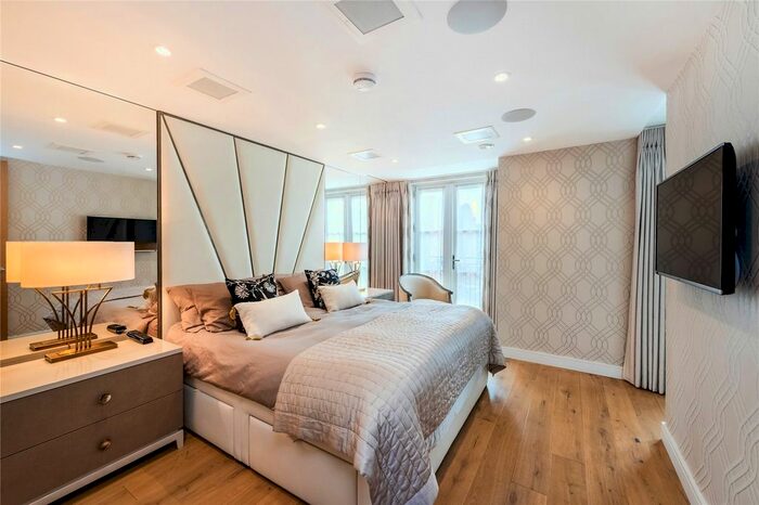 5 Bedroom Terraced House To Rent In Entwistle Terrace, St. Peters Square, London, W6