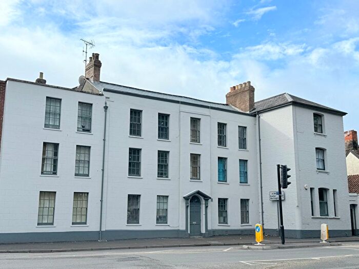 1 Bedroom Flat To Rent In Mary Street, Taunton, TA1