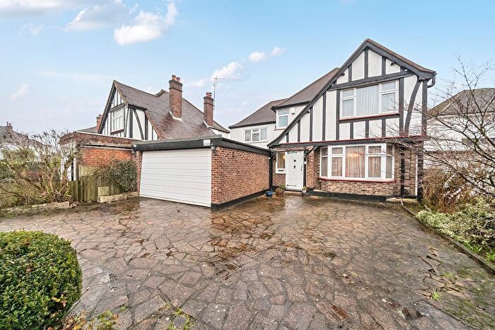 5 Bedroom Detached House For Sale In Hillersdon Avenue, Edgware, Greater London., HA8