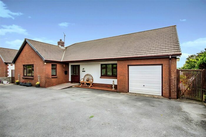 3 Bedroom Bungalow For Sale In Bowls Road, Blaenporth, Ceredigion, SA43