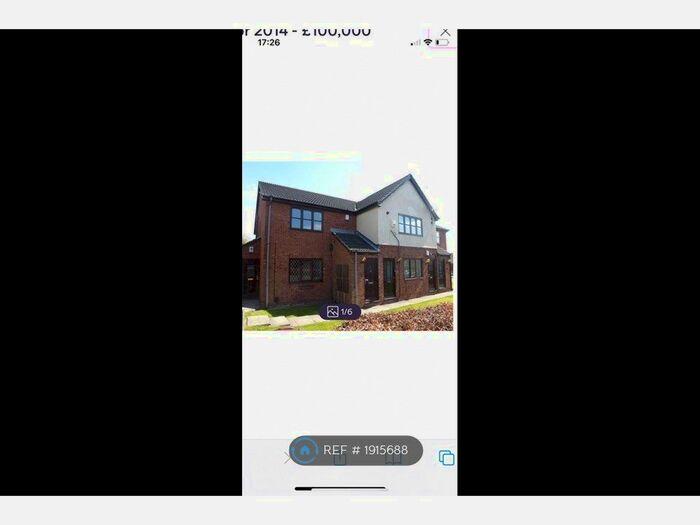 2 Bedroom Flat To Rent In Field End Road, Leeds, LS15