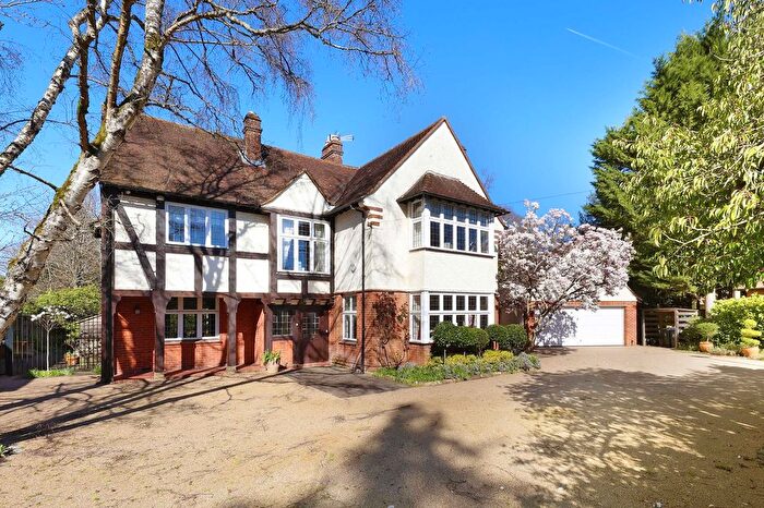 5 Bedroom Detached House To Rent In Ledborough Lane, Beaconsfield, HP9