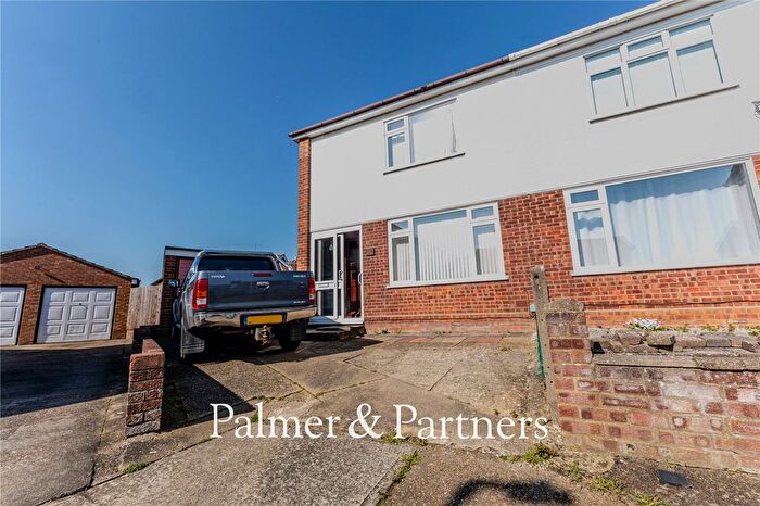 3 Bedroom Semi Detached House For Sale In Hollycroft Close, Ipswich, Suffolk, IP1